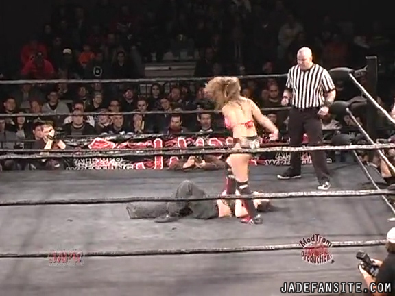 Mia-HardwayvsSocial-Fear_Still697.jpg