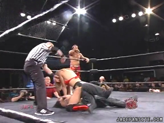 Mia-HardwayvsSocial-Fear_Still704.jpg