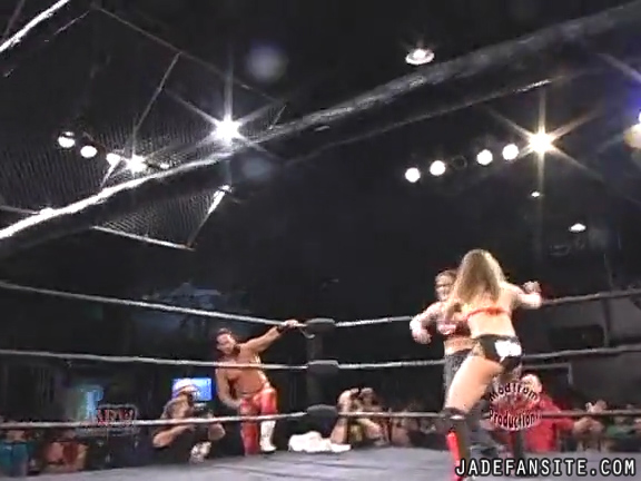 Mia-HardwayvsSocial-Fear_Still757.jpg