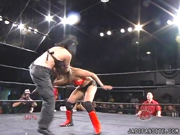 Mia-HardwayvsSocial-Fear_Still764.jpg