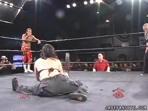 Mia-HardwayvsSocial-Fear_Still771.jpg