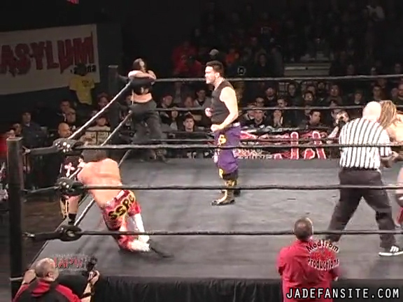 Mia-HardwayvsSocial-Fear_Still788.jpg