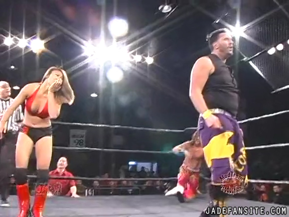 Mia-HardwayvsSocial-Fear_Still790.jpg