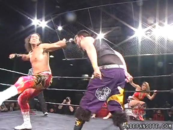 Mia-HardwayvsSocial-Fear_Still810.jpg