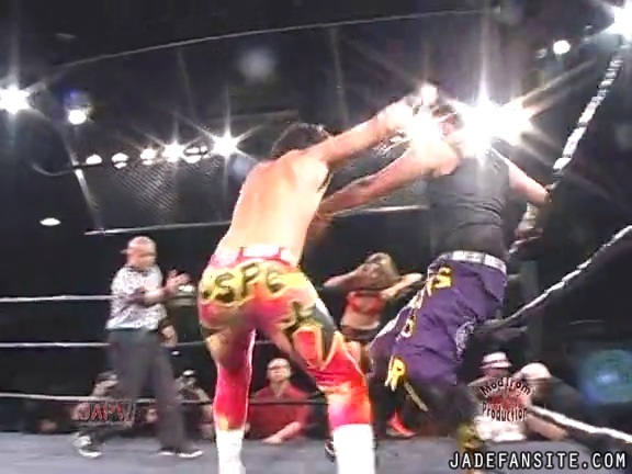 Mia-HardwayvsSocial-Fear_Still822.jpg