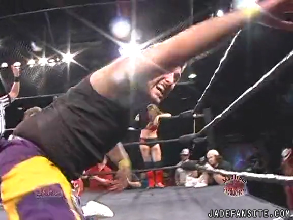 Mia-HardwayvsSocial-Fear_Still825.jpg