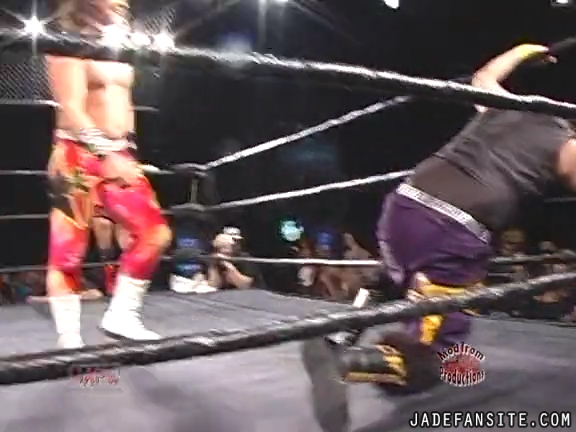 Mia-HardwayvsSocial-Fear_Still826.jpg