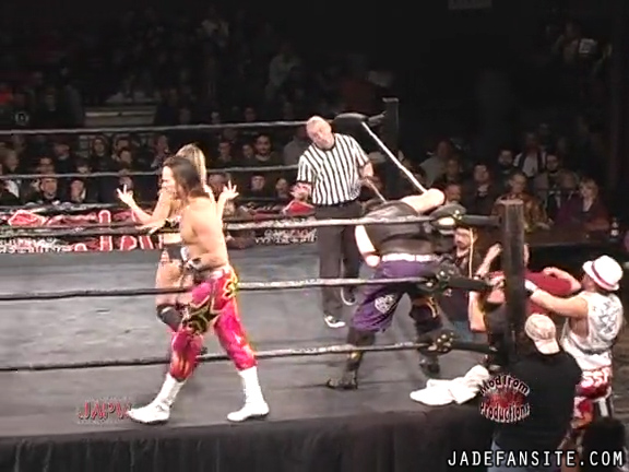 Mia-HardwayvsSocial-Fear_Still852.jpg