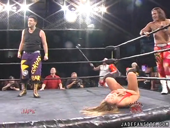 Mia-HardwayvsSocial-Fear_Still876.jpg