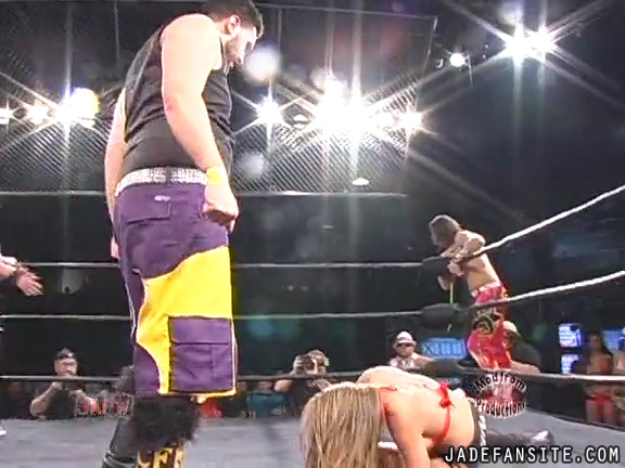 Mia-HardwayvsSocial-Fear_Still886.jpg