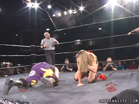 Mia-HardwayvsSocial-Fear_Still905.jpg