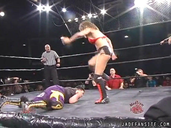 Mia-HardwayvsSocial-Fear_Still913.jpg