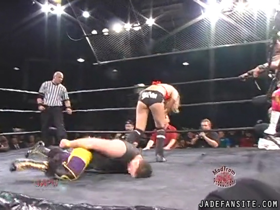 Mia-HardwayvsSocial-Fear_Still925.jpg