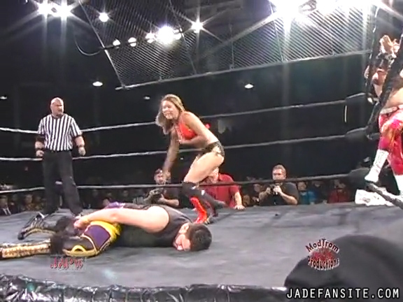Mia-HardwayvsSocial-Fear_Still929.jpg