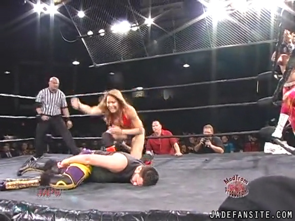 Mia-HardwayvsSocial-Fear_Still930.jpg