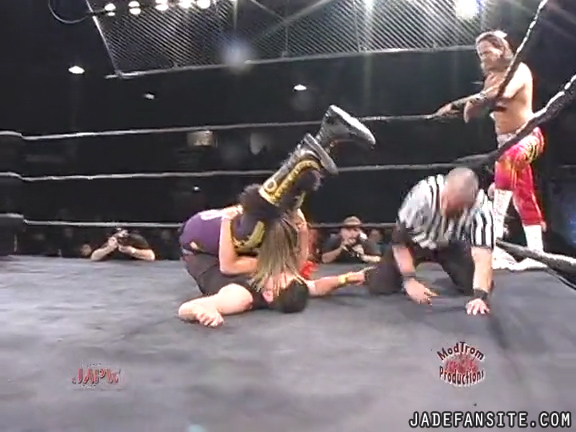 Mia-HardwayvsSocial-Fear_Still937.jpg