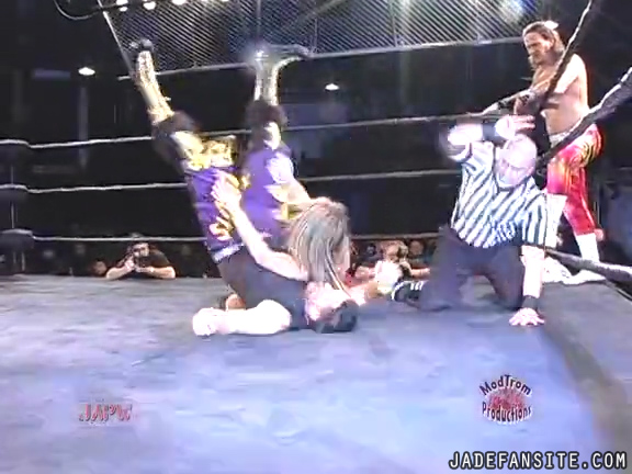 Mia-HardwayvsSocial-Fear_Still938.jpg