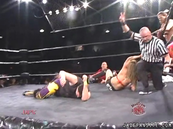 Mia-HardwayvsSocial-Fear_Still940.jpg