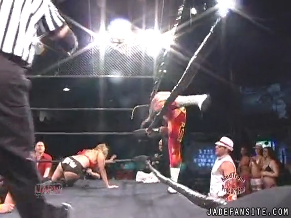 Mia-HardwayvsSocial-Fear_Still944.jpg