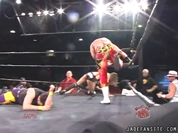 Mia-HardwayvsSocial-Fear_Still946.jpg