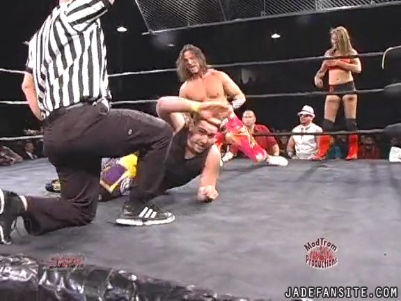 Mia-HardwayvsSocial-Fear_Still965.jpg