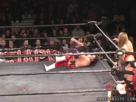 Mia-HardwayvsSocial-Fear_Still975.jpg