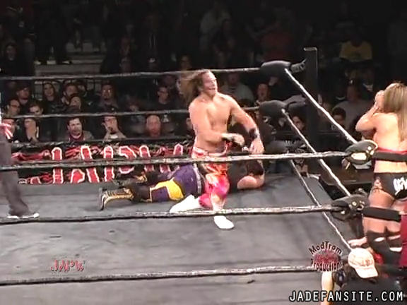 Mia-HardwayvsSocial-Fear_Still978.jpg