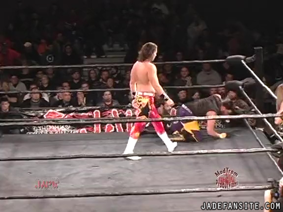 Mia-HardwayvsSocial-Fear_Still981.jpg