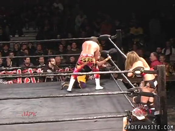 Mia-HardwayvsSocial-Fear_Still984.jpg