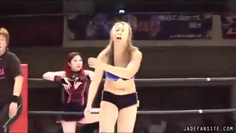 Mia-Ishibashivs_Inoue-Sareee_Still1020.jpg