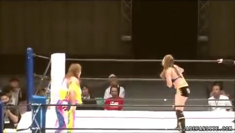 Mia-Ishibashivs_Inoue-Sareee_Still1079.jpg Mia-Ishibashivs_Inoue-Sareee_Still1079.jpg