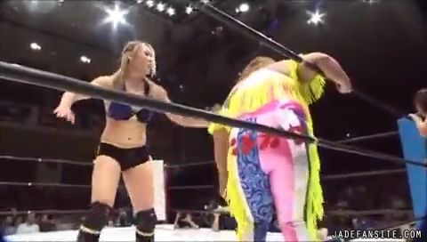 Mia-Ishibashivs_Inoue-Sareee_Still1114.jpg Mia-Ishibashivs_Inoue-Sareee_Still1114.jpg