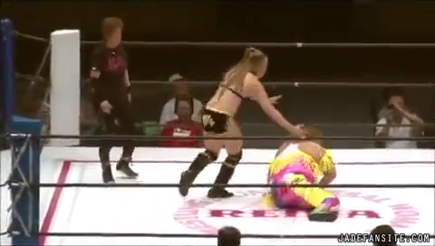 Mia-Ishibashivs_Inoue-Sareee_Still1229.jpg
