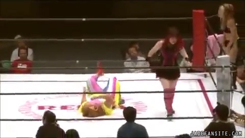 Mia-Ishibashivs_Inoue-Sareee_Still1250.jpg