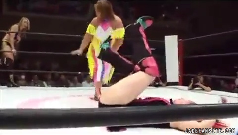 Mia-Ishibashivs_Inoue-Sareee_Still1278.jpg