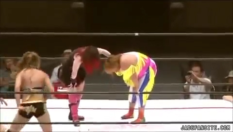 Mia-Ishibashivs_Inoue-Sareee_Still1400.jpg