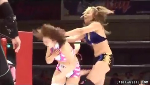 Mia-Ishibashivs_Inoue-Sareee_Still160.jpg