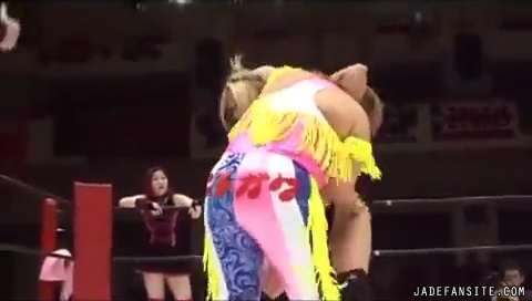 Mia-Ishibashivs_Inoue-Sareee_Still494.jpg