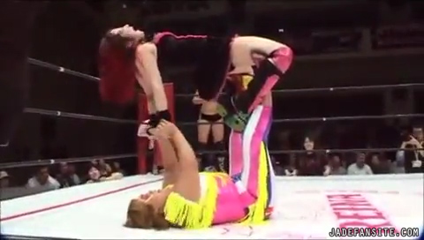 Mia-Ishibashivs_Inoue-Sareee_Still566.jpg