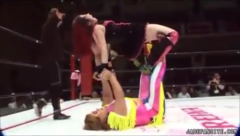 Mia-Ishibashivs_Inoue-Sareee_Still568.jpg