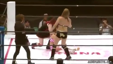 Mia-Ishibashivs_Inoue-Sareee_Still745.jpg