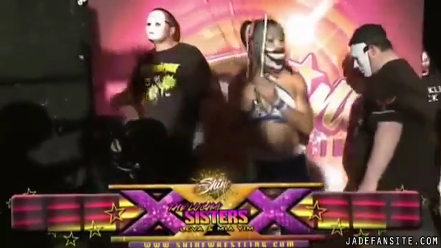 MiaShine30_Still012.jpg