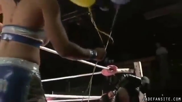 MiaShine30_Still120.jpg MiaShine30_Still120.jpg