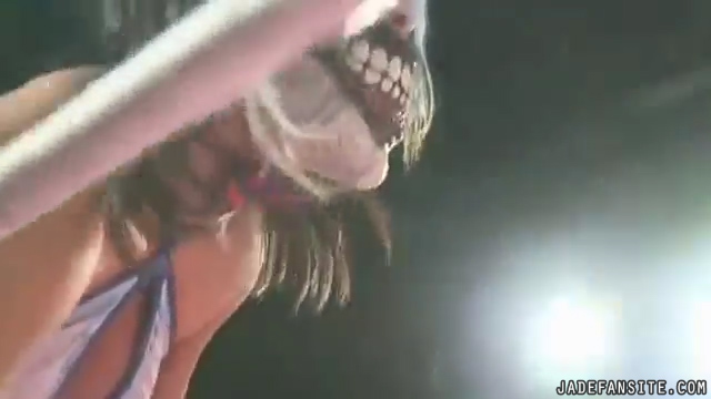 MiaShine30_Still800.jpg