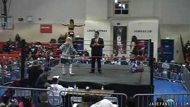 MiavsCarlislevsDelRey_Still054.jpg