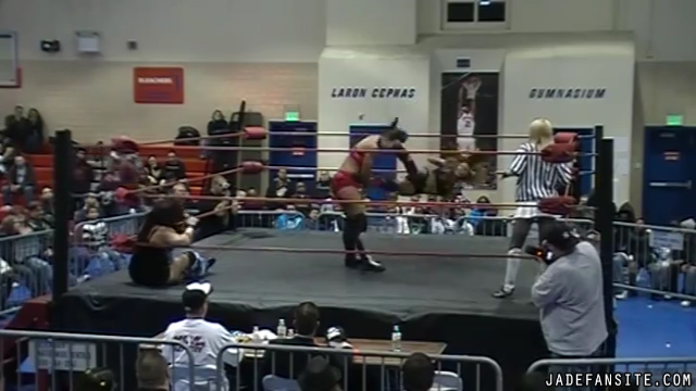 MiavsCarlislevsDelRey_Still487.jpg