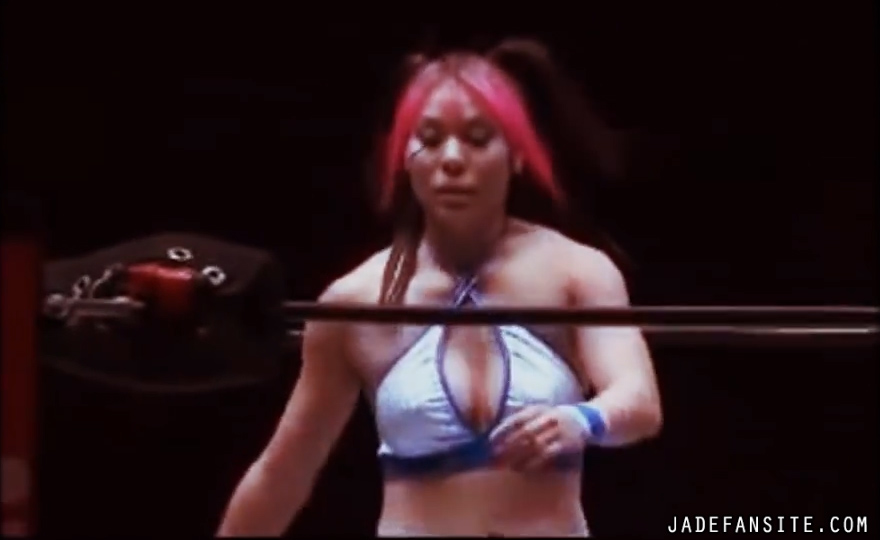 MiavsIvelisse_Still091.jpg