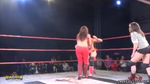 MiavsIvelisse_Still1010~0.jpg MiavsIvelisse_Still1010~0.jpg