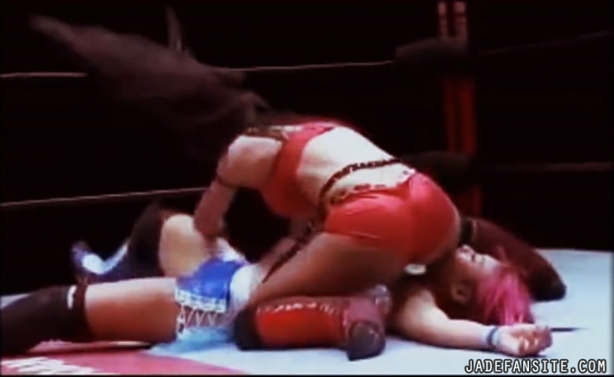 MiavsIvelisse_Still1092.jpg