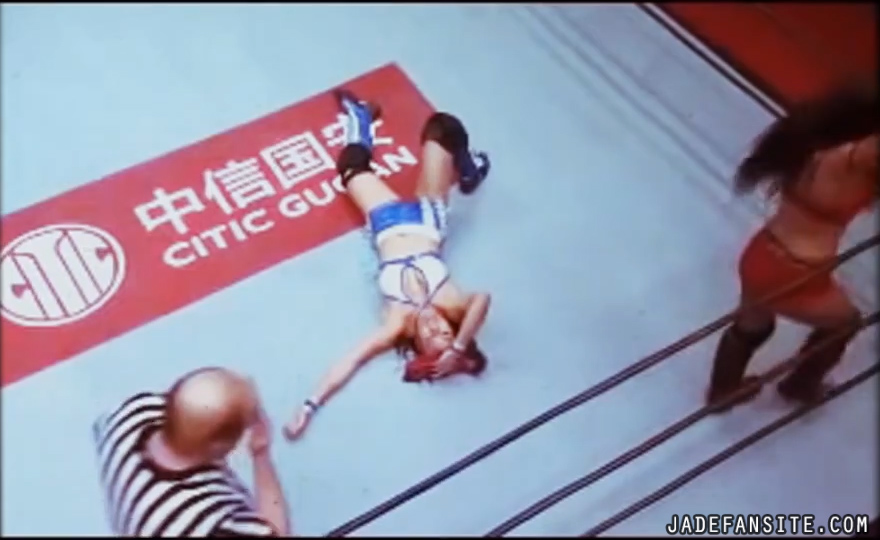 MiavsIvelisse_Still1133.jpg